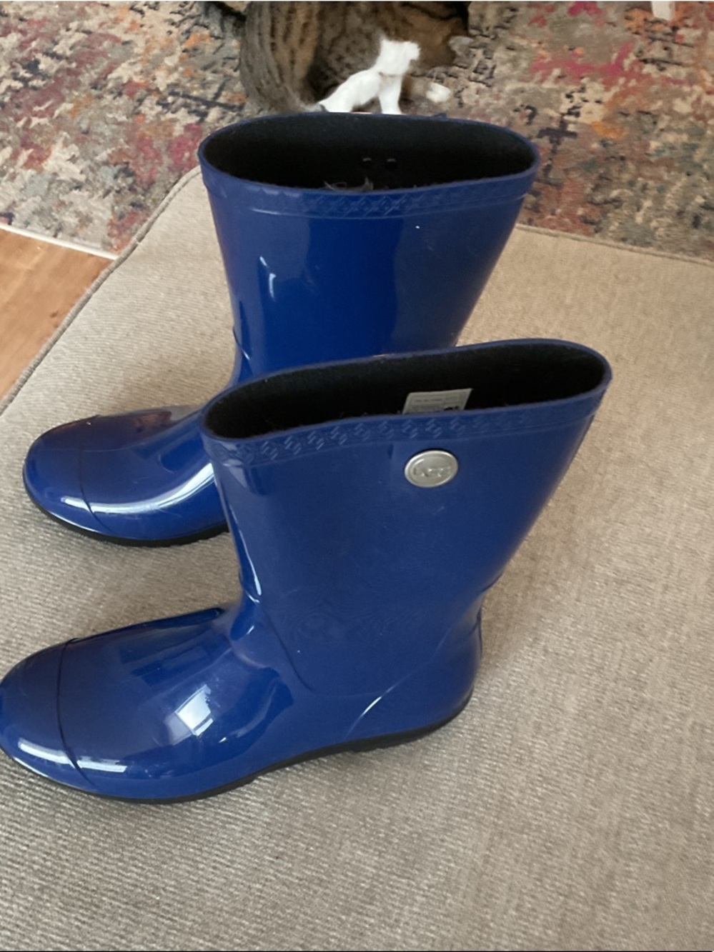 UGG Blue Glossy Rain Boots. Women’s size 8.